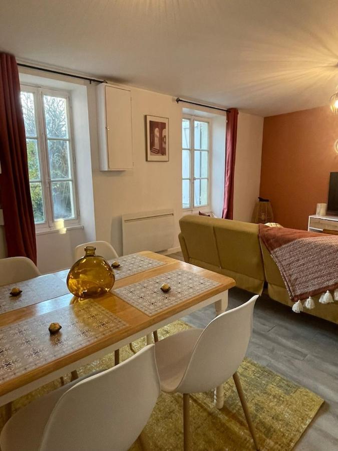 Comme Un Air De Provence A Blois Leilighet Eksteriør bilde