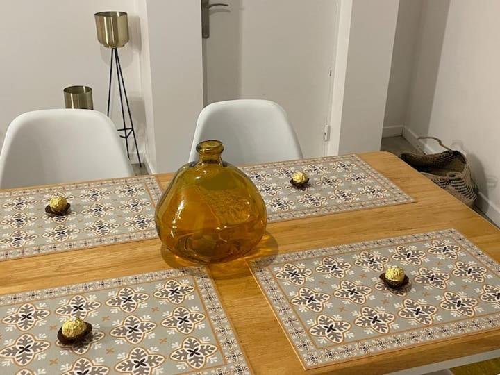 Comme Un Air De Provence A Blois Leilighet Eksteriør bilde