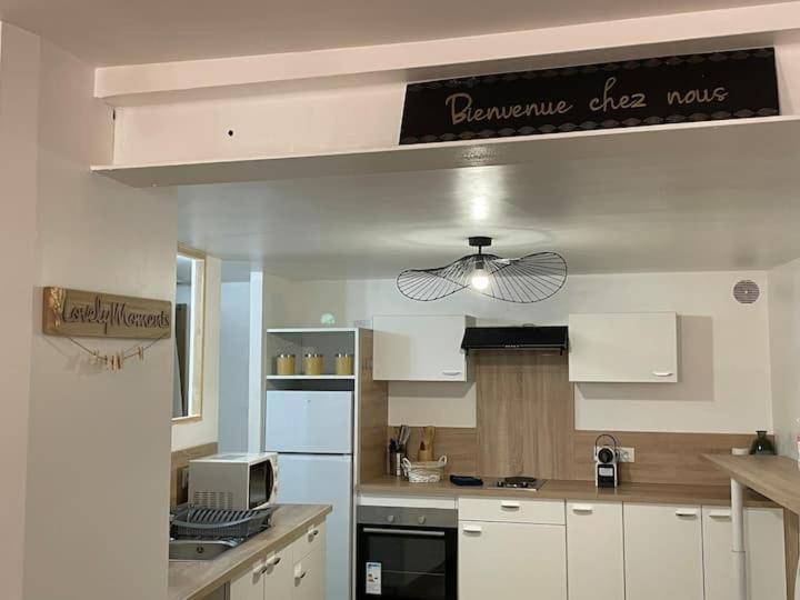 Comme Un Air De Provence A Blois Leilighet Eksteriør bilde