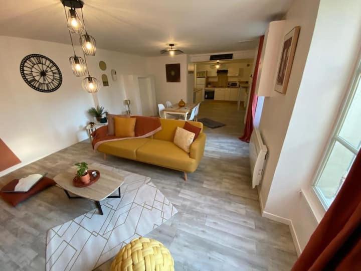 Comme Un Air De Provence A Blois Leilighet Eksteriør bilde
